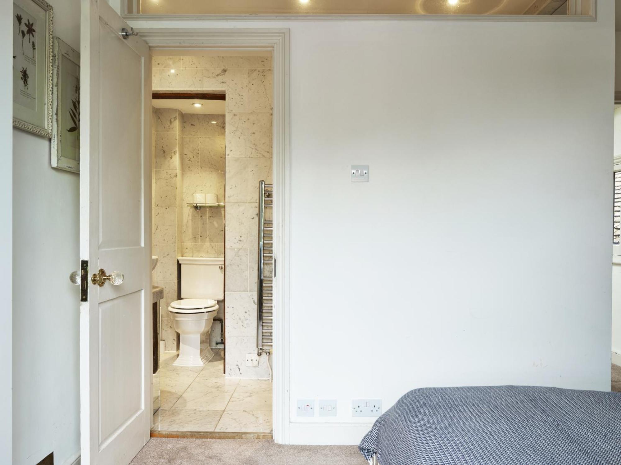 Dolls House - Luxury Townhouse *Sleeps 10* Villa Henley-on-Thames Bagian luar foto