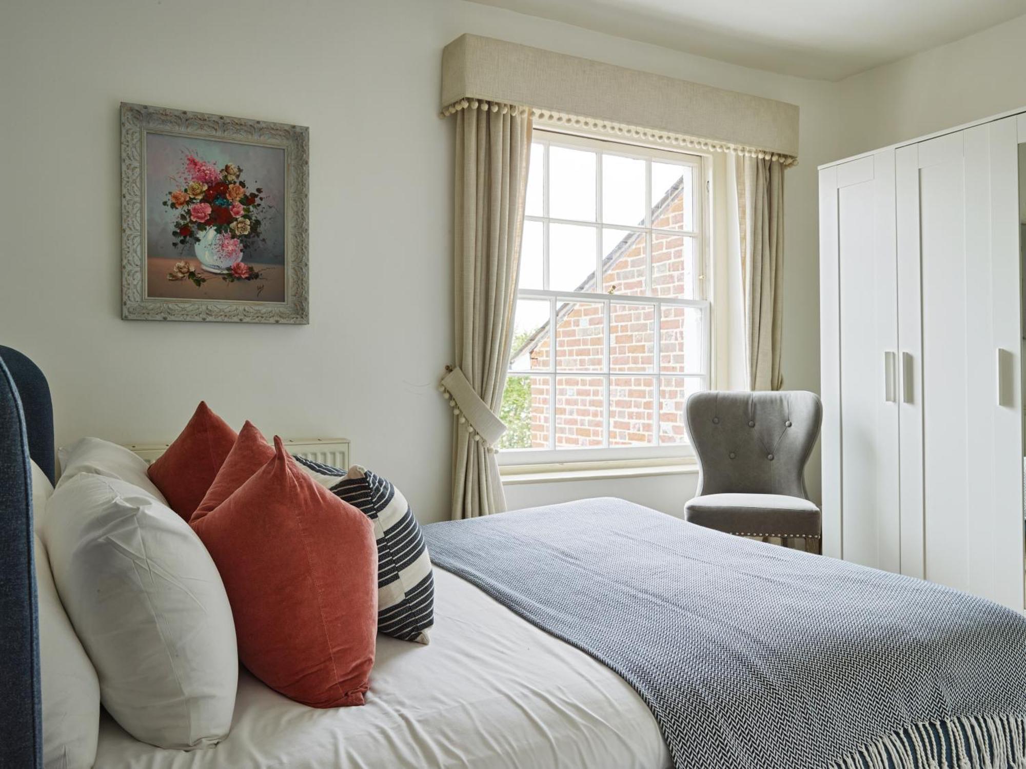 Dolls House - Luxury Townhouse *Sleeps 10* Villa Henley-on-Thames Bagian luar foto